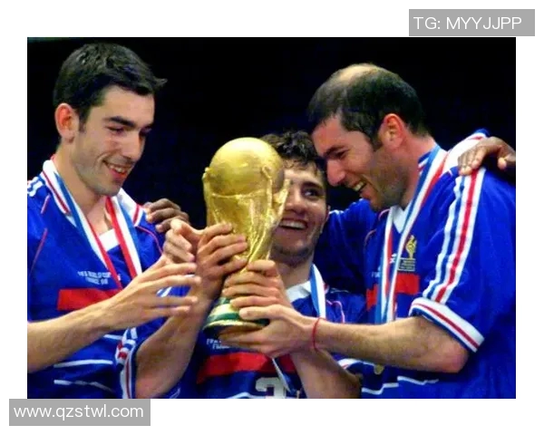 法国足球明星坎克的辉煌历程与对足球的热爱之旅