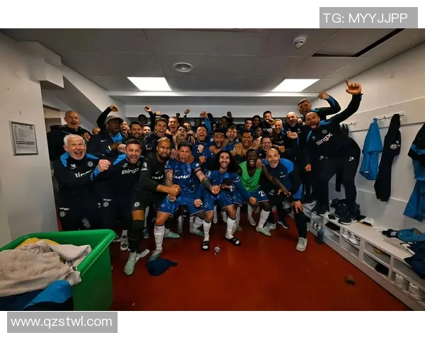 切尔西更衣室风波再起斯特林与恩佐训练场激烈冲突内幕曝光 切尔西更衣室风波再起斯特林与恩佐训练场激烈冲突内幕曝光